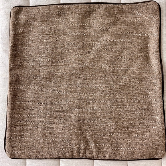 Restoration Hardware Pietro Wheat 23x23 Pillow Covers (2) - Picture 7 of 10